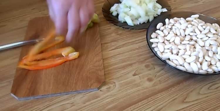 To cook beans, chop pepper