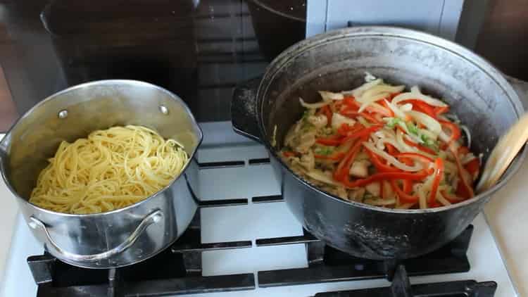 To mix Japanese noodles, mix the ingredients