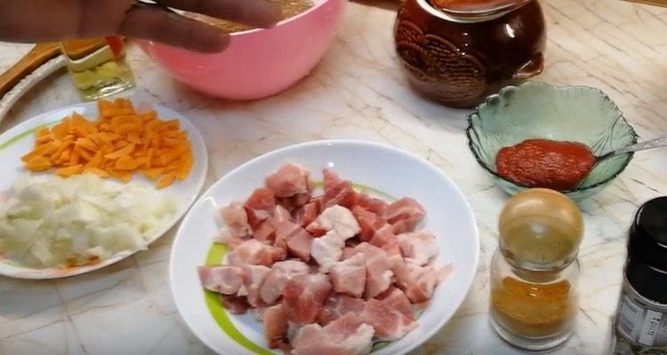 cut any meat to taste to pieces.