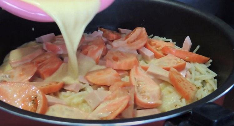 Fill the workpiece with egg mass.