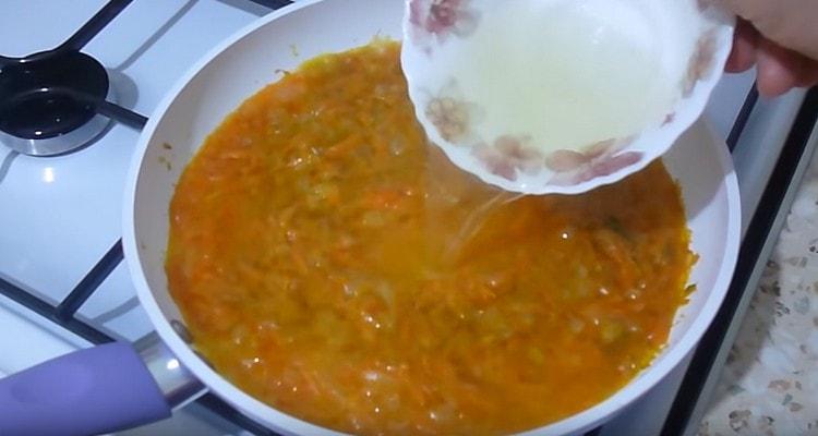 Add to the gravy also the broth in which the meat was cooked.