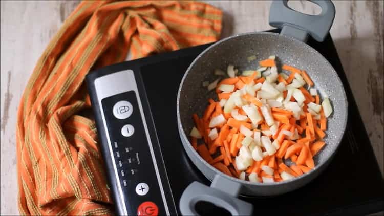 To make buckwheat, fry vegetables