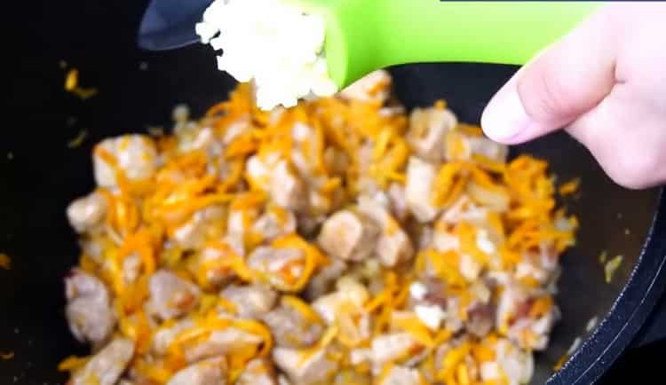 To make buckwheat, add garlic