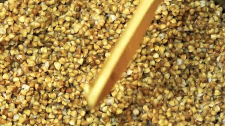 How to cook chicken breast with buckwheat