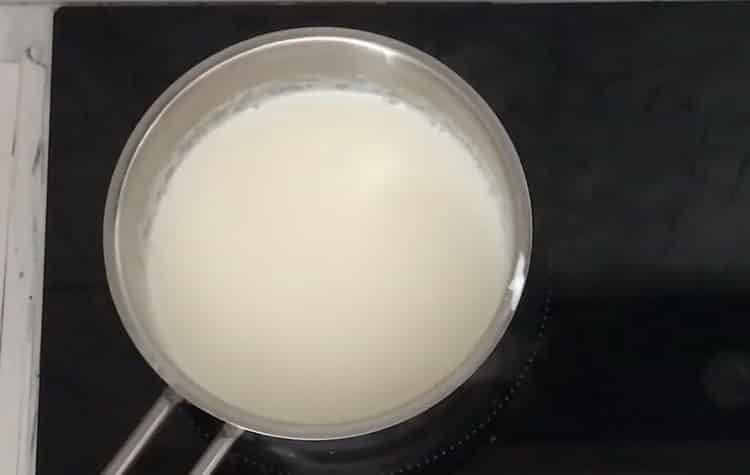 Cooking semolina pudding