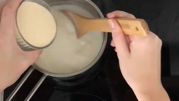 Prepare the ingredients for the pudding