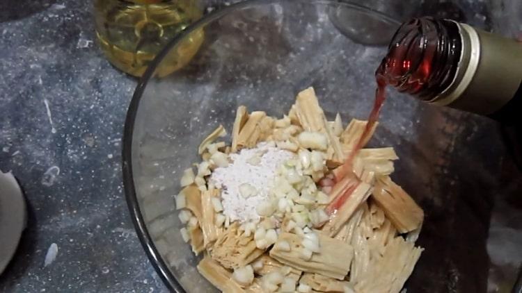 Add vinegar to make asparagus