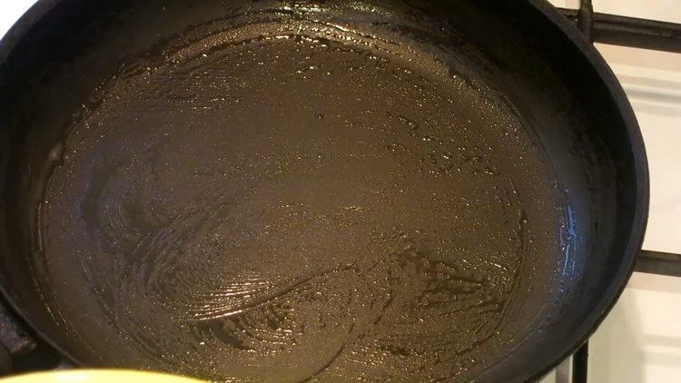 Heat the pan to cook