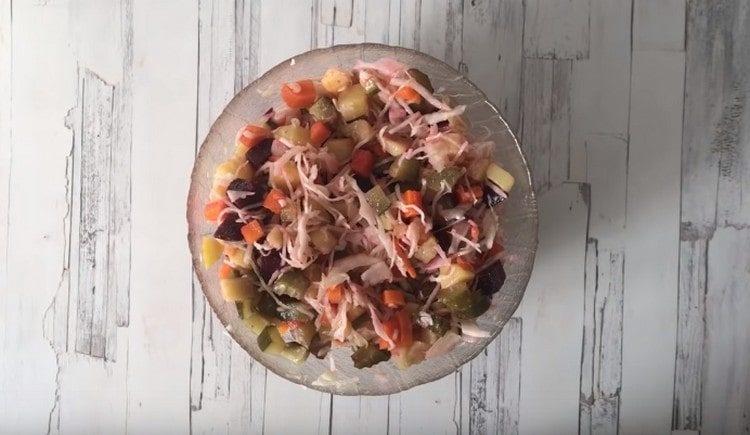 So we told the classic recipe for vinaigrette with sauerkraut.