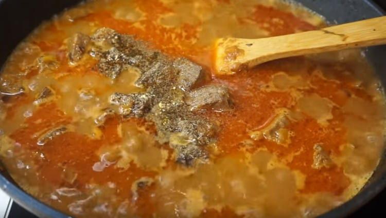 Salt and pepper the gravy.