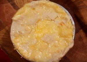 Cooking aromatic champignon julienne: a classic recipe with step by step photos.