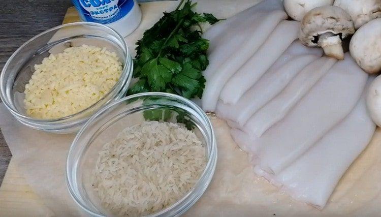 We wash the rice and cook.