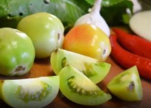 Harvesting pickled green tomatoes: a recipe with step by step photos.