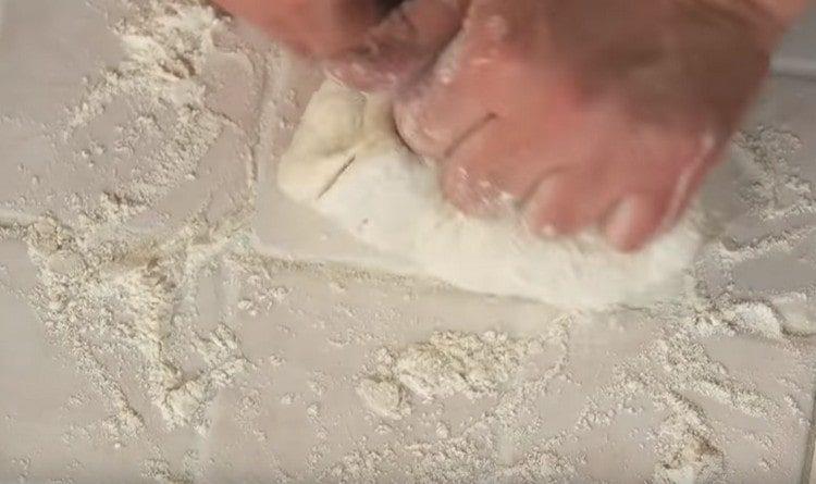 Knead the dough.