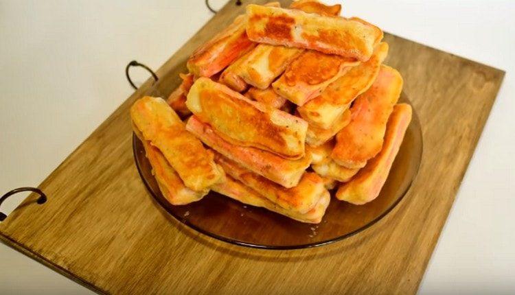 Crab sticks in batter is an excellent appetizer.