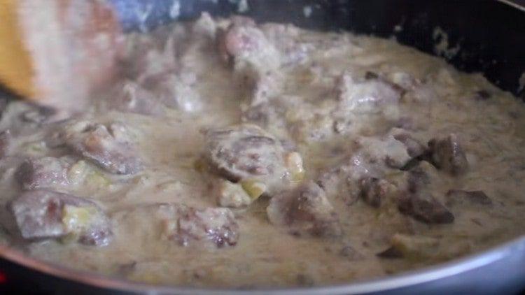 Creamy chicken liver perfectly complements any side dish.