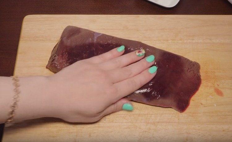 The liver can be soaked in milk, then washed.