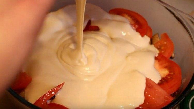 Pour in sour cream sauce.