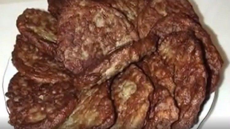 Liver fritters are cooked very quickly.