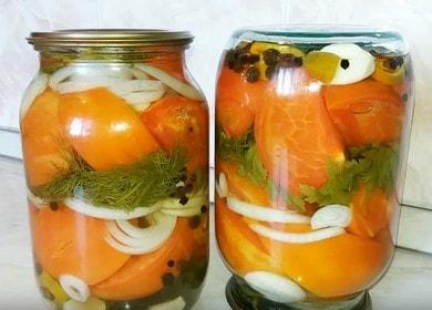 Tasty tomatoes halves with onions for the winter 🍅