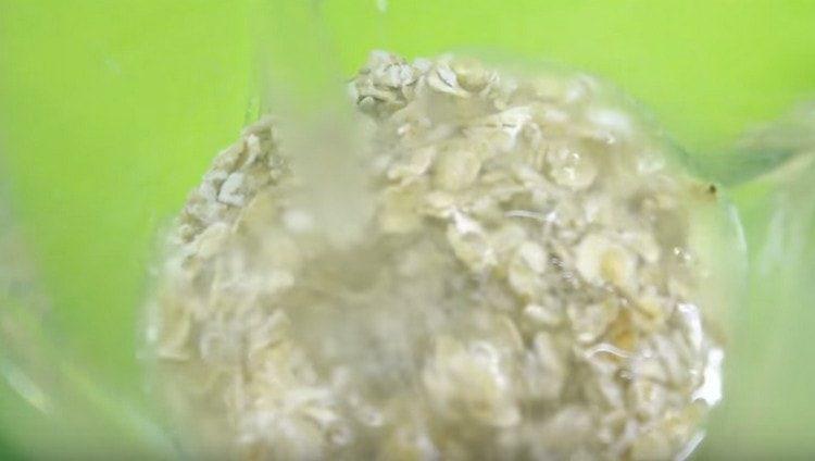 Steamed oatmeal with boiling water.