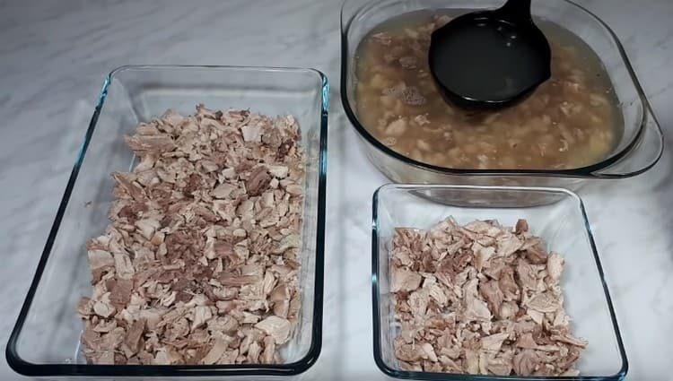 Gently fill the meat with broth.