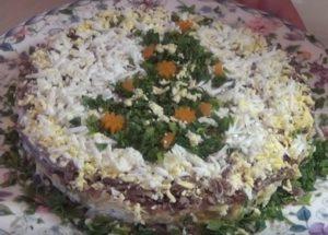 We prepare a delicious pork liver salad according to a step-by-step recipe with a photo.