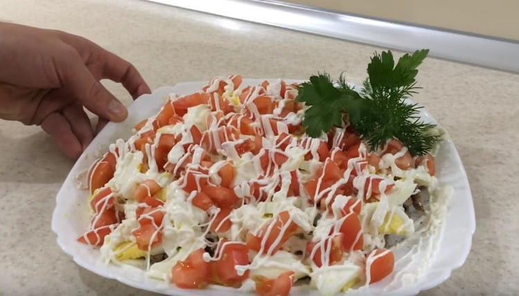 our delicious chicken liver salad is ready.