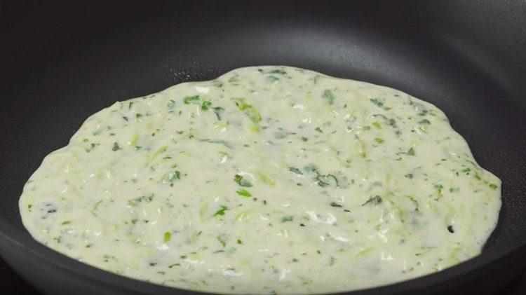 Pour the dough into a well-heated pan.