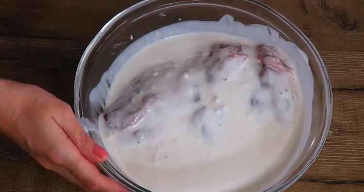 Prepare the ingredients for cooking.