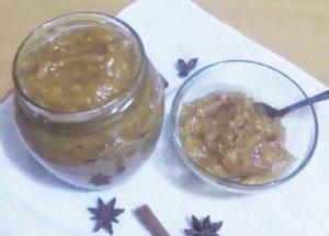 simple winter banana jam