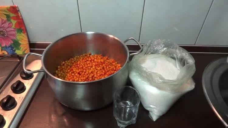 thoroughly wash sea buckthorn