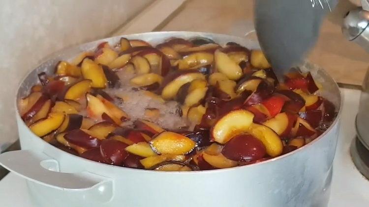 boil the plum