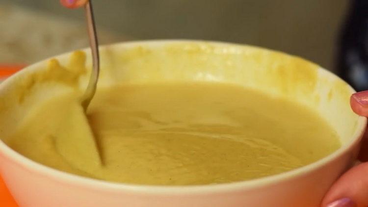 Mix the ingredients to make the sauce.