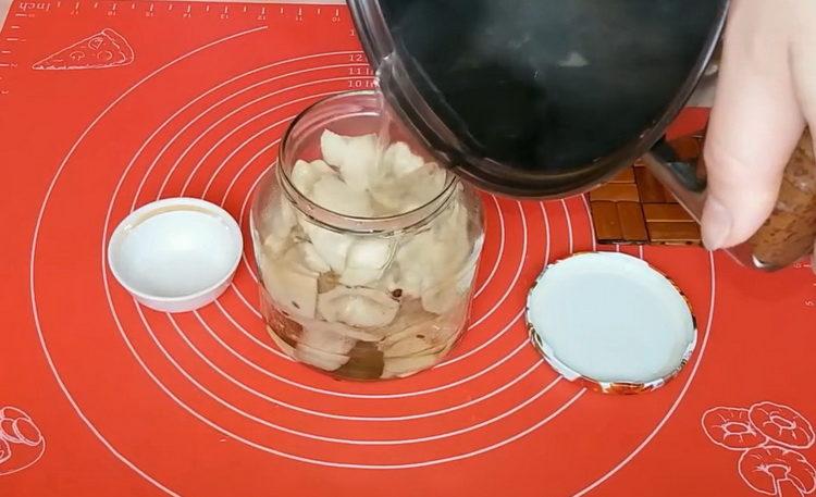 Prepare the dishes for cooking