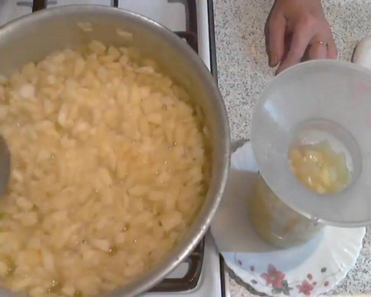 Cook the ingredients