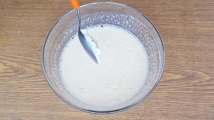 Add sour cream to make a pie