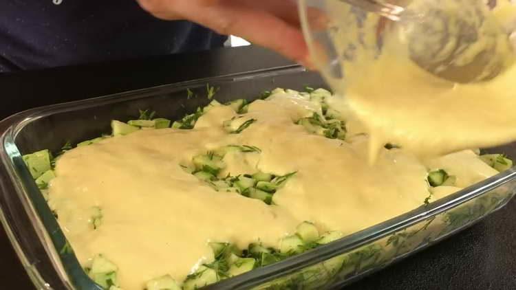 pour zucchini with sauce