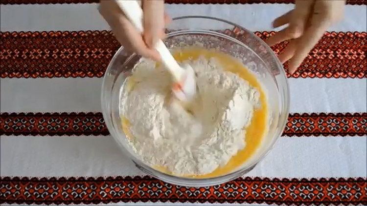 Sift flour for cooking