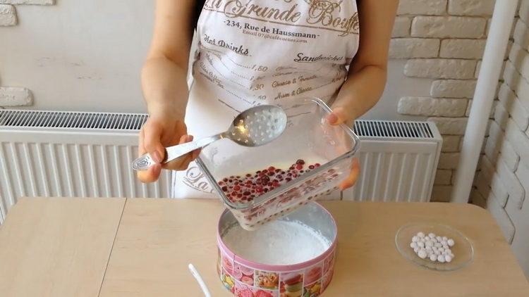 To prepare a dessert, prepare icing sugar