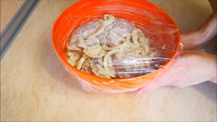 Prepare the ingredients for cooking.