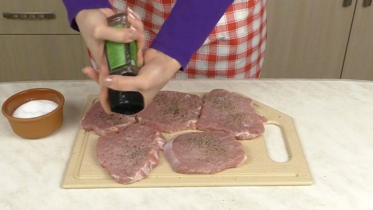 Prepare the ingredients for cooking.