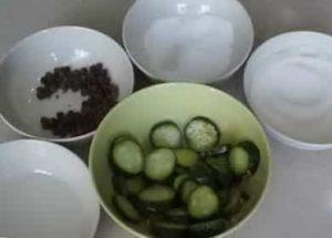 Spicy cucumbers for the winter according to a step by step recipe with a photo