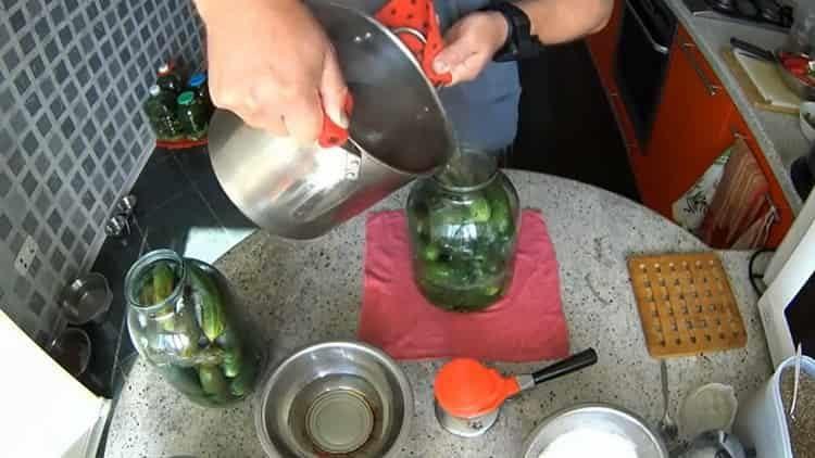 Prepare the brine for cooking