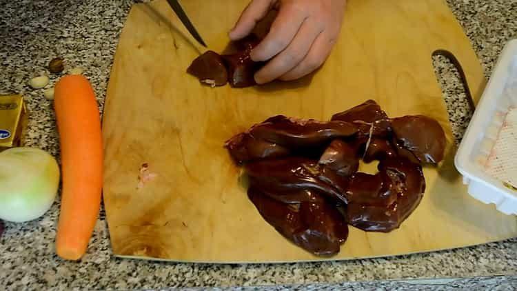 Cooking turkey liver paste