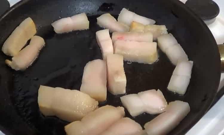 Prepare the ingredients for cooking.