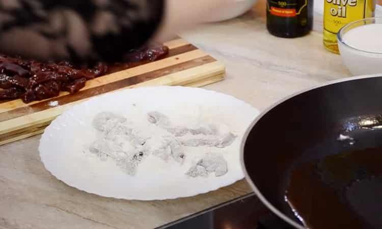 easily cooked liver in sour cream