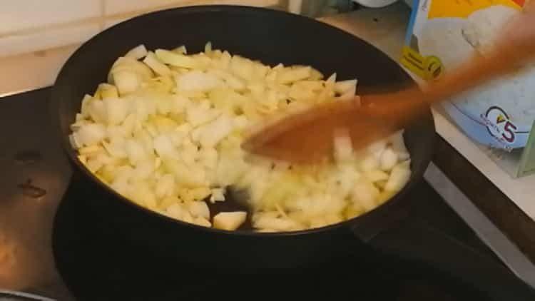 Toast, fry the onions
