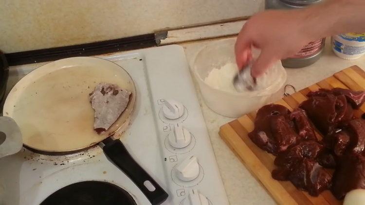 Prepare the liver for cooking