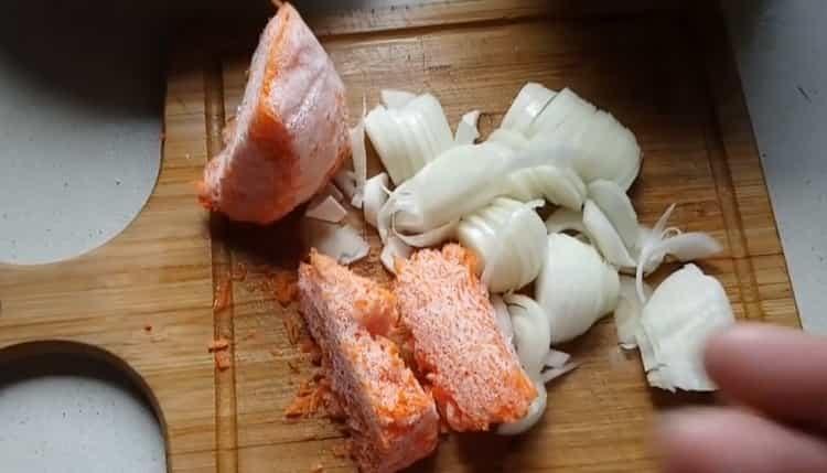 Prepare the ingredients for cooking.